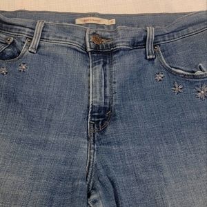 Levi's 505 Straight  W 31 L 32  Little schaffing going on inner thigh check pic